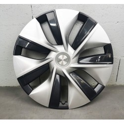 Aerowheels Gemini hubcap for original 19-inch rims Tesla Model Y